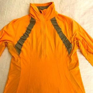 LuluLemon half Zip athletic Top. Very Good Condition, worn once